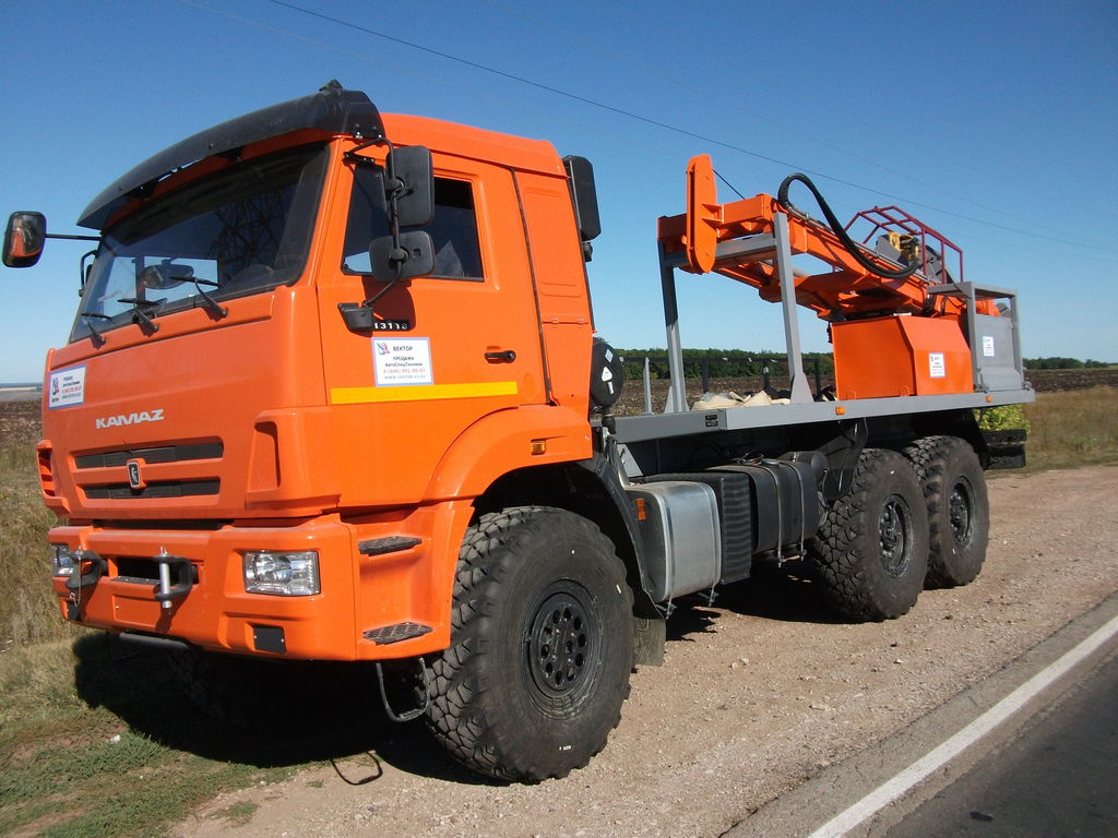 Агрегат заглубления анкеров АЗА-3М на шасси Камаз 43118, цена в Самаре от  компании Вектор