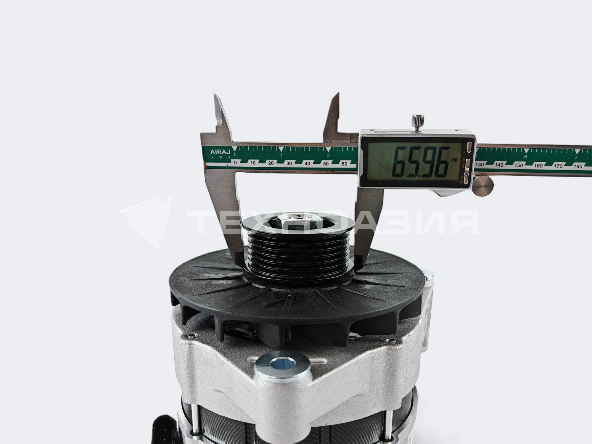Генератор JFZ2972VC1/VG1095094002 (28V, 70A, 6PK) SITRAK/HOWO A7, цена в Благовещенске от компании ТехноАзия Генератор JFZ2972VC1/VG1095094002 (28V, 70A, 6PK) SITRAK/HOWO A7, цена в Благовещенске от компании ТехноАзия